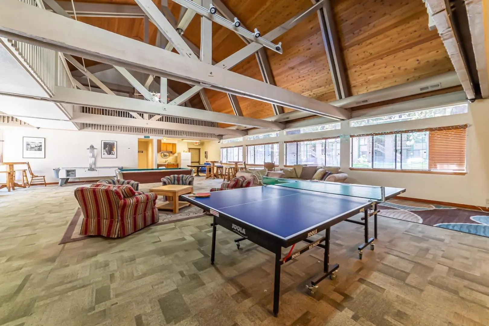 #338 - Naturally Sunlit Condo With Pool, Jacuzzi, Sauna, & Game Room Mammoth Lakes United States