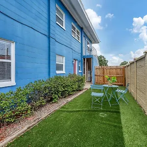 New Huge Garden 1br Apartment Tampa